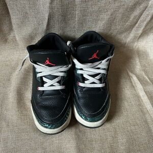 Jordan 3 Retro "Moto" Youth